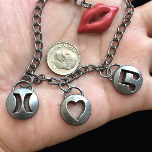 🖤HURLEY💕charms bracelet - Picture 3 of 9